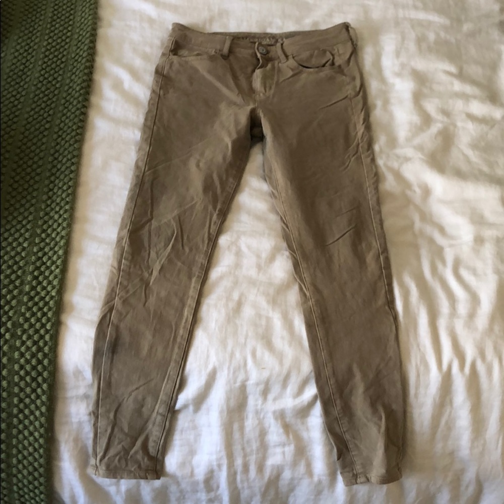 American Eagle Khaki Skinny Jeans